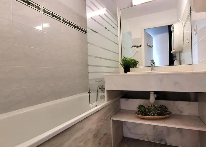 Le Boucanier - N°109- 1er Etage - Batiment 2 Mae-8134 *